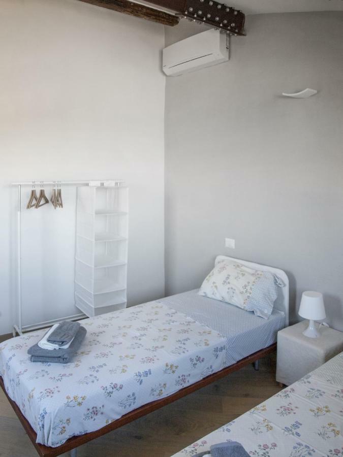 Elegante Luminoso Attico Centralissimo Appartement Sienne