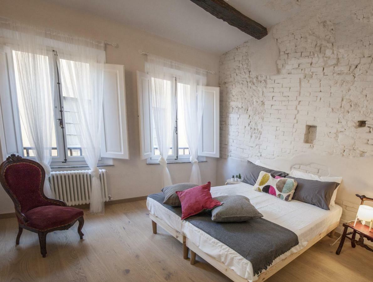 Apartamento Elegante Luminoso Attico Centralissimo *